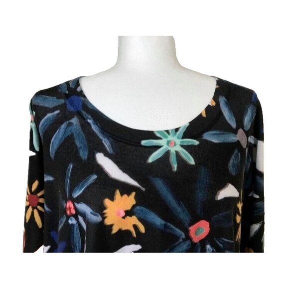 NALLY & MILLIE USA 3/4 Sleeve Tunic Top Size Small Polyester Spandex Bold Floral - Picture 2 of 7